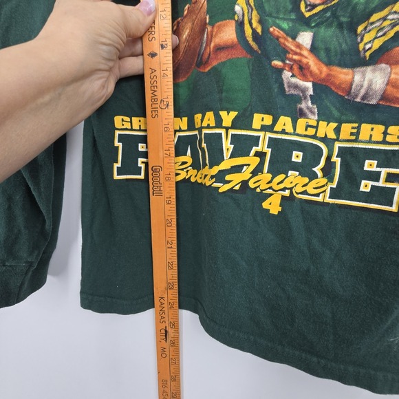 Vintage 1996 NFL Brett Favre #4 Green Bay Packers Crewneck T-shirt Youth 10-12 - Picture 9 of 11